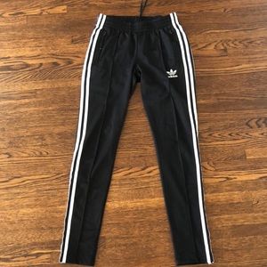 🔥💥Zip Up Leg Adidas Track Pants💥🔥